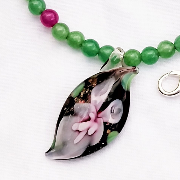 Handmade Green and Fushia Malaysia Jade Semi Preci - Picture 1 of 7